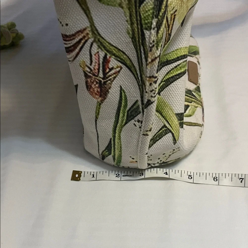 Vince Camuto Cream Canvas Tote with Green Botanical Print - Picture 9 of 9